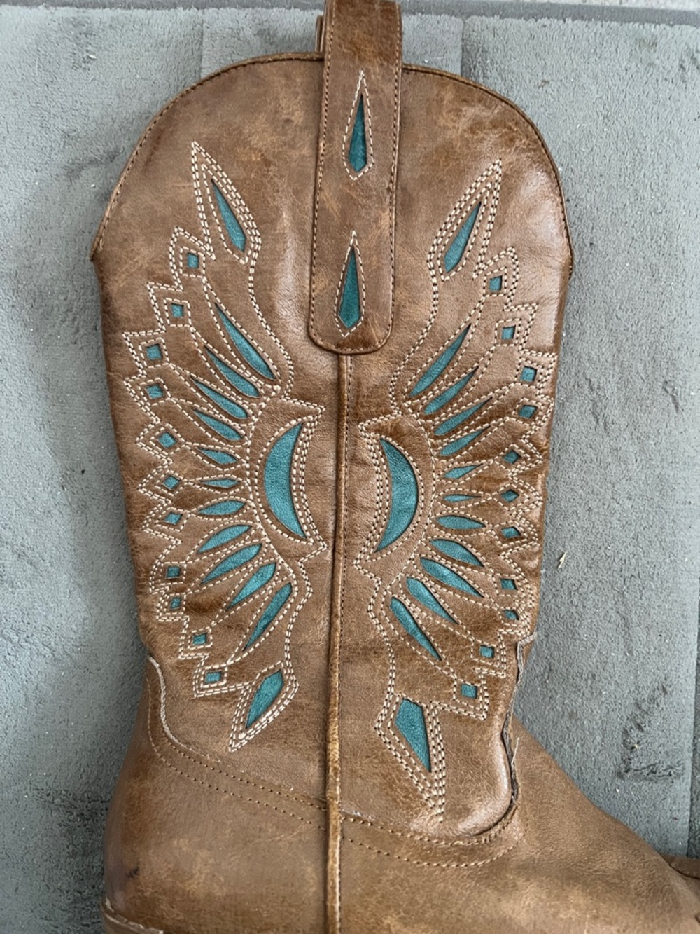 Coconuts by Matisse Tan Cowboy Boots with Turquoise Inlay Sz 8.5 EUC - Picture 4 of 6